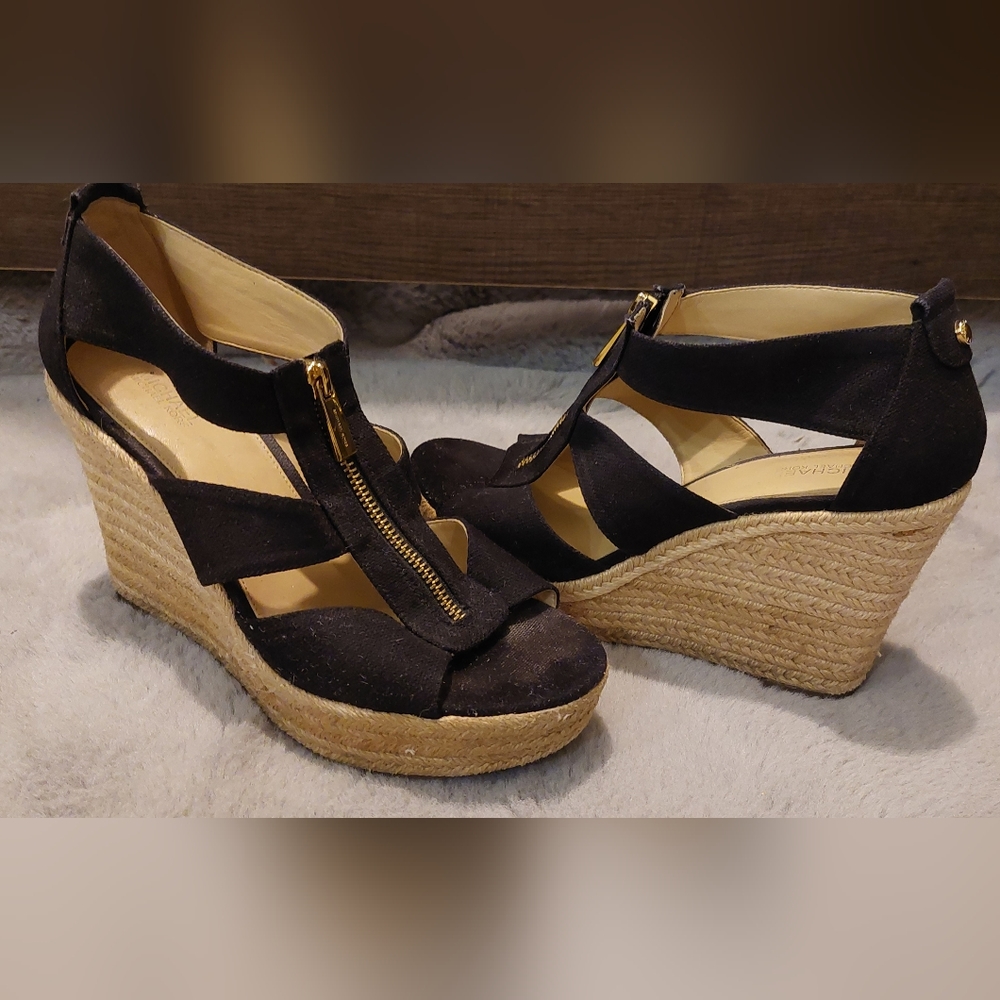Black Michael Kors Size 8.5 Wedge Sandal